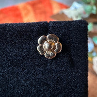 14k Gold Daisy Flower Stud Earrings