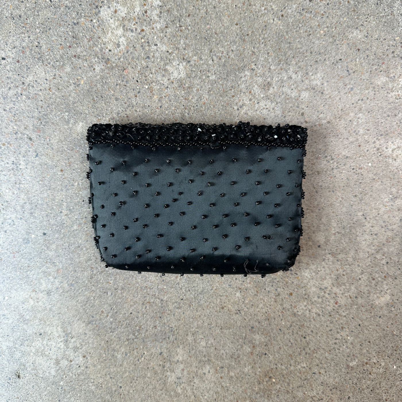 VTG black beaded coin purse