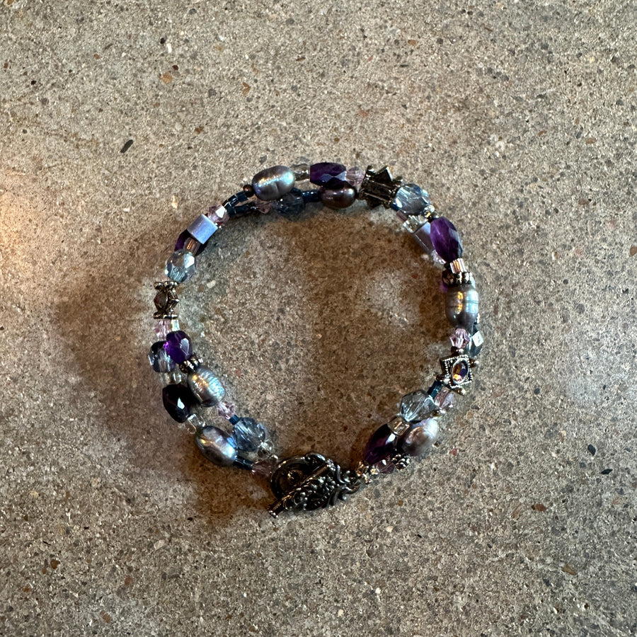 amethyst & pearl bracelet