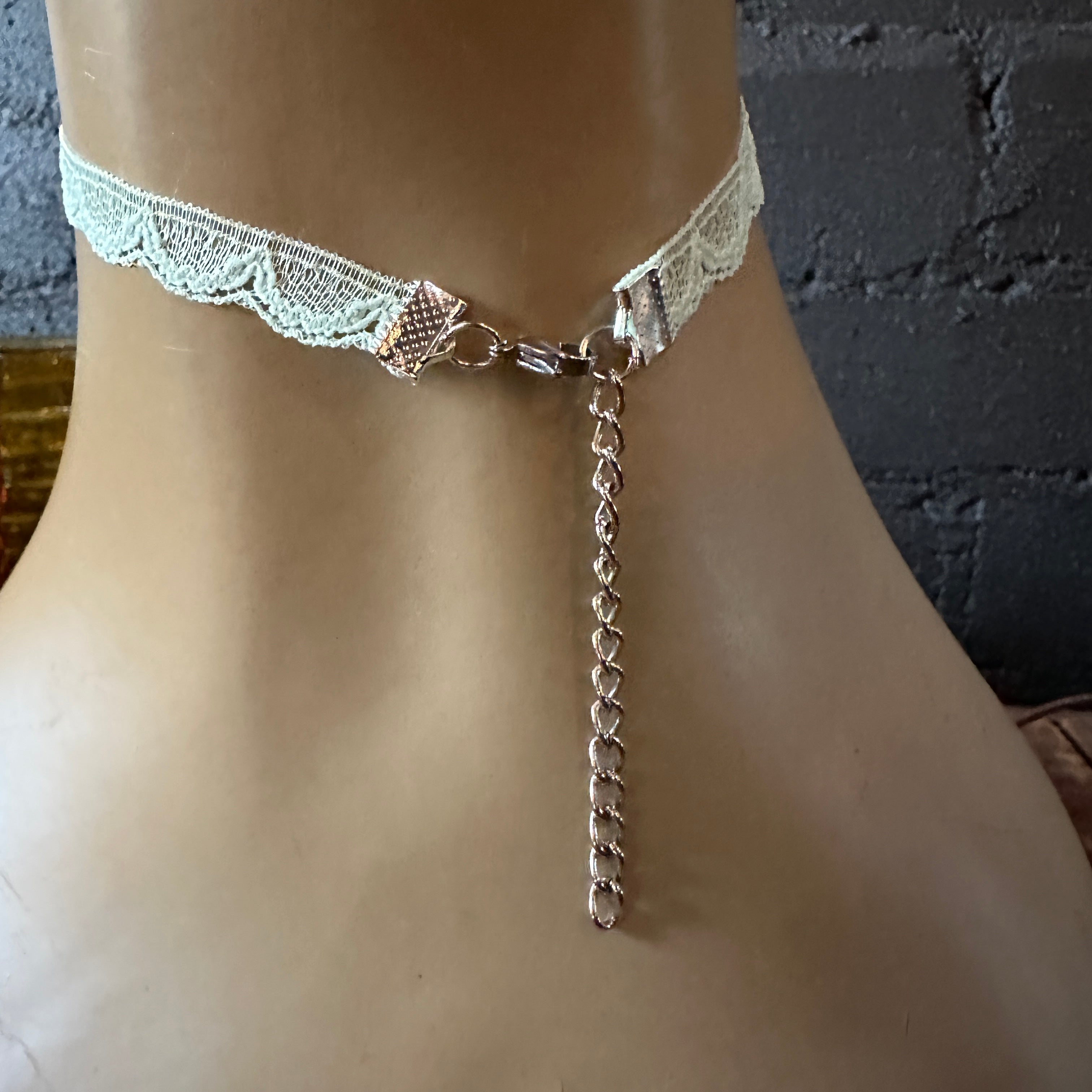 recycled vintage lace choker