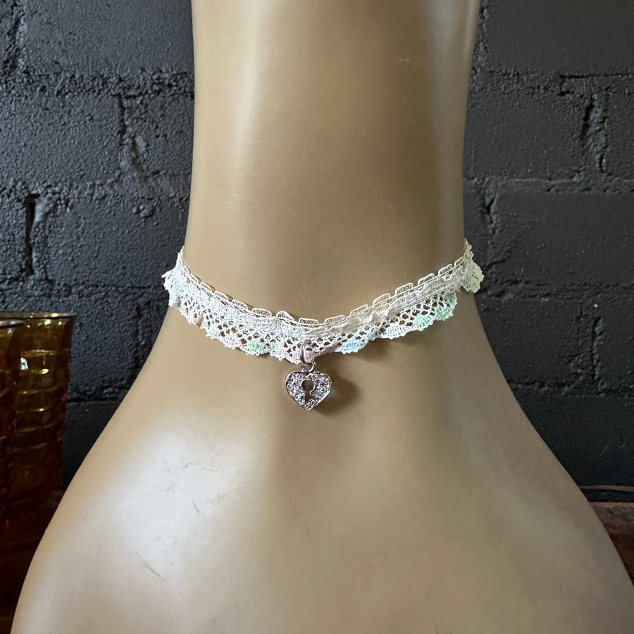 recycled vintage lace choker